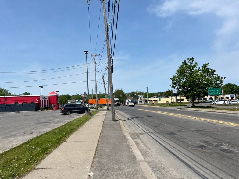More Photos Of 218 S Caroline St, Herkimer Storefront Retail Office For Sale
