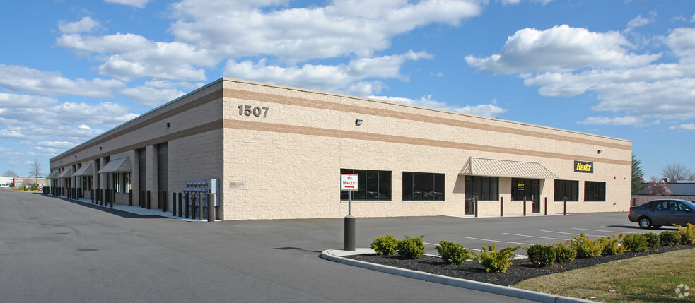 Primary Photo Of 1507 Smithtown Ave, Bohemia Manufacturing For Lease