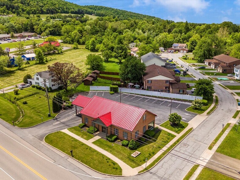 More Photos Of 100 S Main St, Smithsburg Bank For Sale