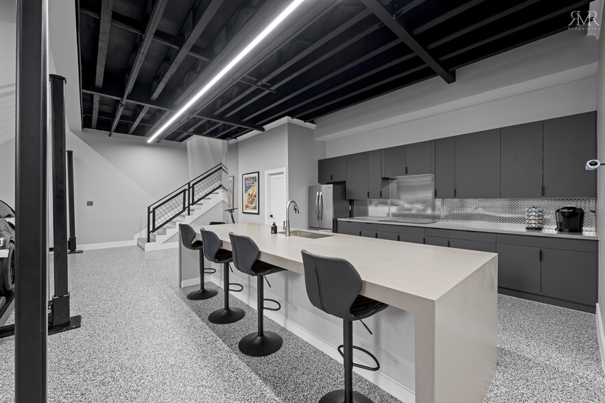 More Photos Of 1435 FM 1463 Rd, Katy Showroom For Sale