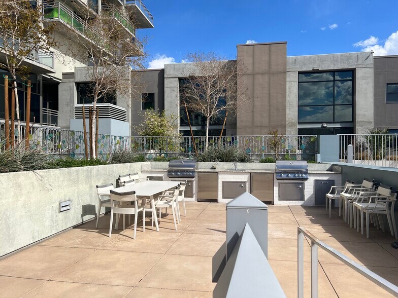 More Photos Of 353 E Bonneville Ave, Las Vegas Apartments For Lease