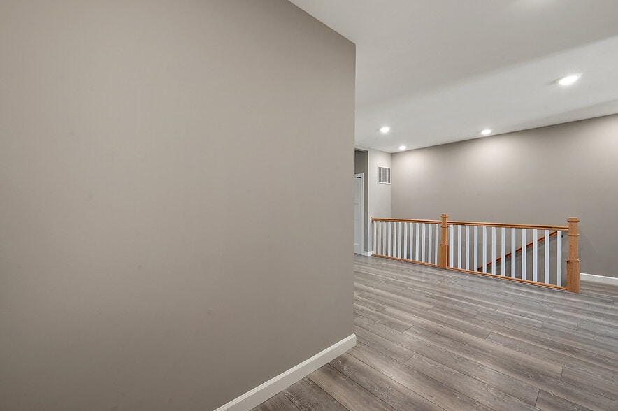 More Photos Of 1241-1251 E Woodward Heights Blvd, Hazel Park Apartments For Sale