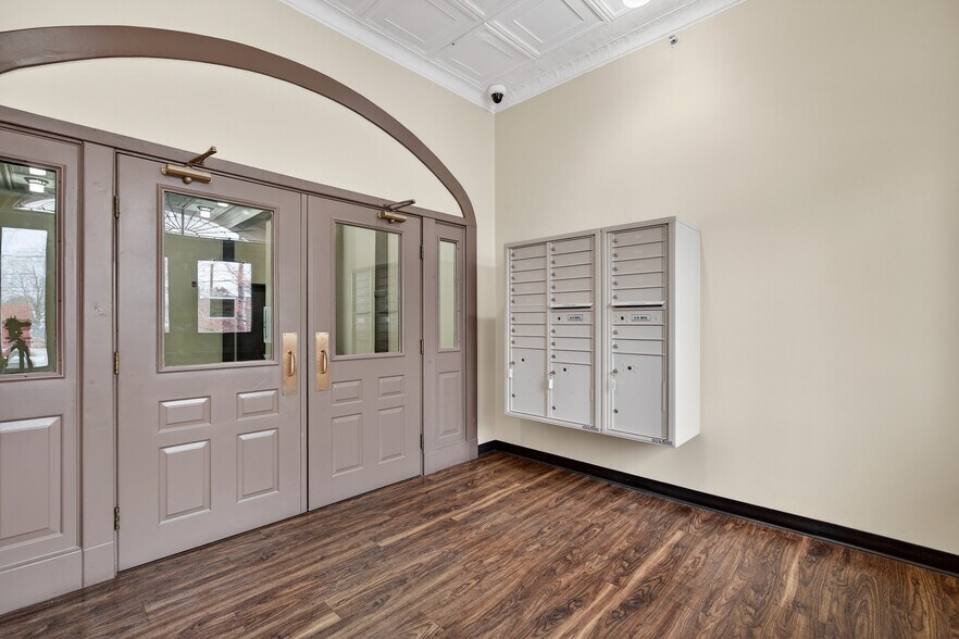 More Photos Of 27 Washington St, Westfield Apartments For Sale