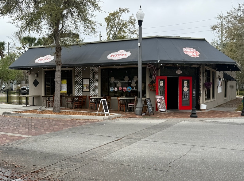 Primary Photo Of 300 S Sanford Ave, Sanford Restaurant For Sale