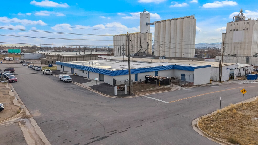 More Photos Of 4455-4477 Garfield St, Denver Warehouse For Sale
