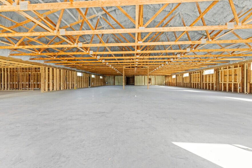 More Photos Of 1411 N 3rd St, Langley Warehouse For Sale