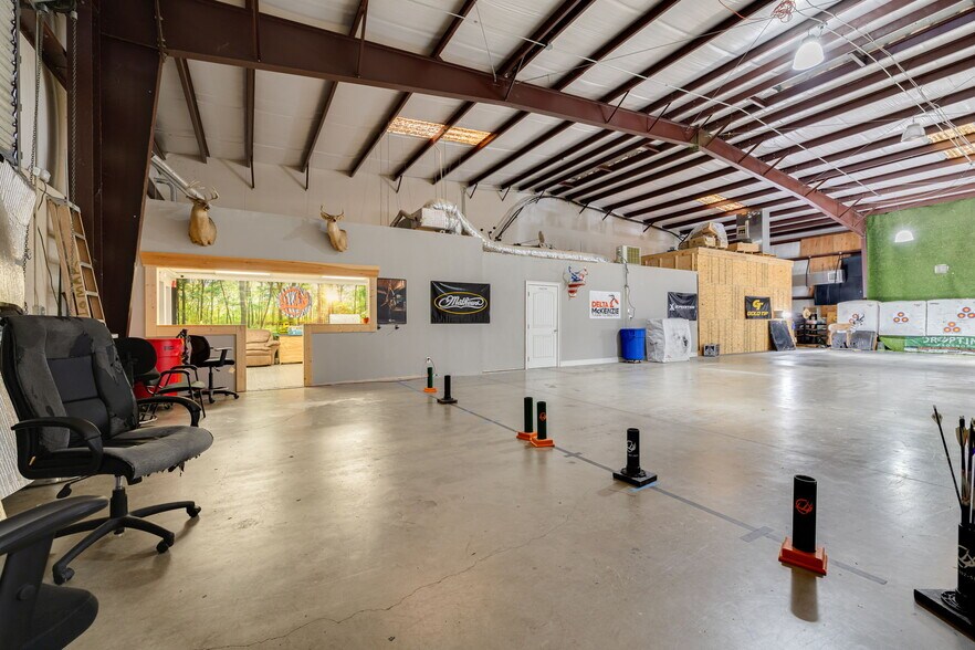 More Photos Of 9914 State Road 52, Hudson Warehouse For Sale
