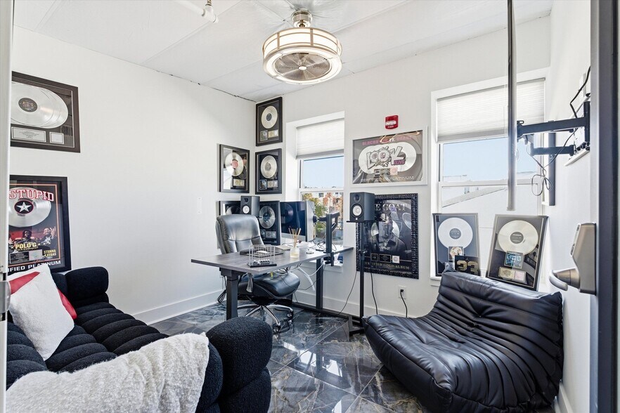 More Photos Of 370 Herron Dr, Nashville Loft Creative Space For Sale