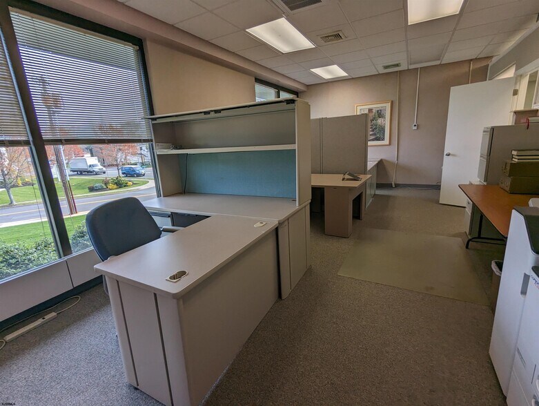 More Photos Of 1501 Tilton Rd, Northfield Office For Sale