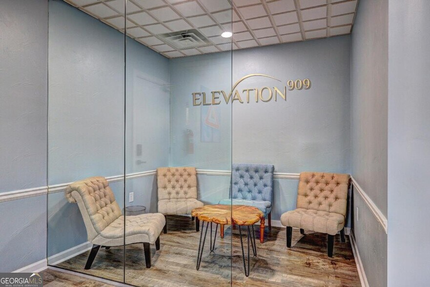 More Photos Of 333 Alcovy St, Monroe Office For Sale