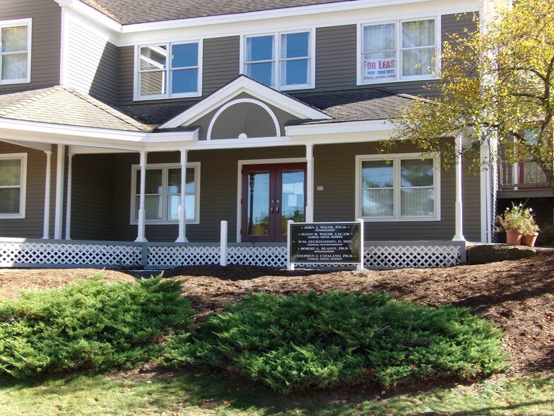 More Photos Of 401 Gilford Ave, Gilford Medical For Lease