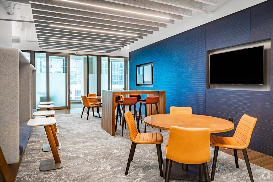 More Photos Of 3344 Peachtree Rd NE, Atlanta Office For Lease