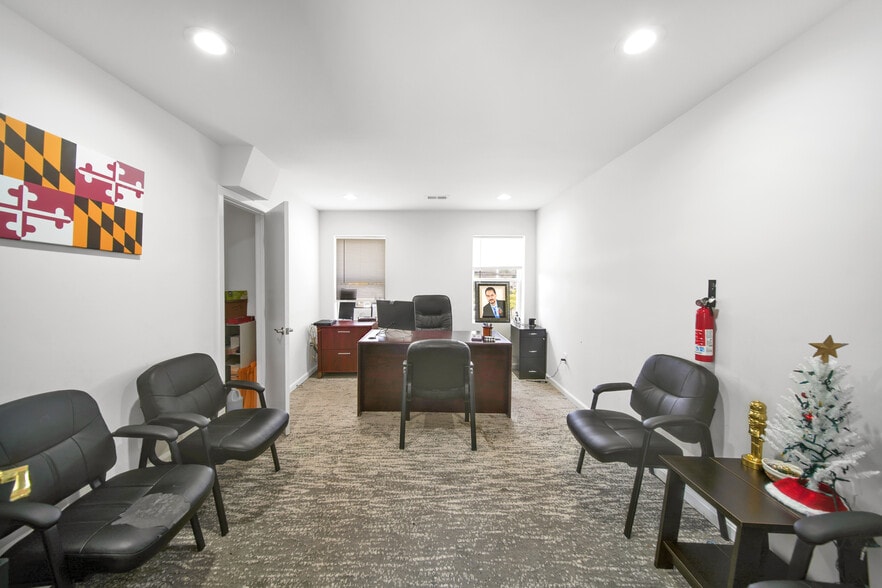 More Photos Of 6653 Washington Blvd, Elkridge Freestanding For Lease