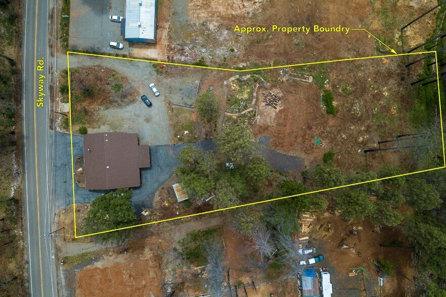 More Photos Of 8939-8941 Skyway, Paradise Warehouse For Sale