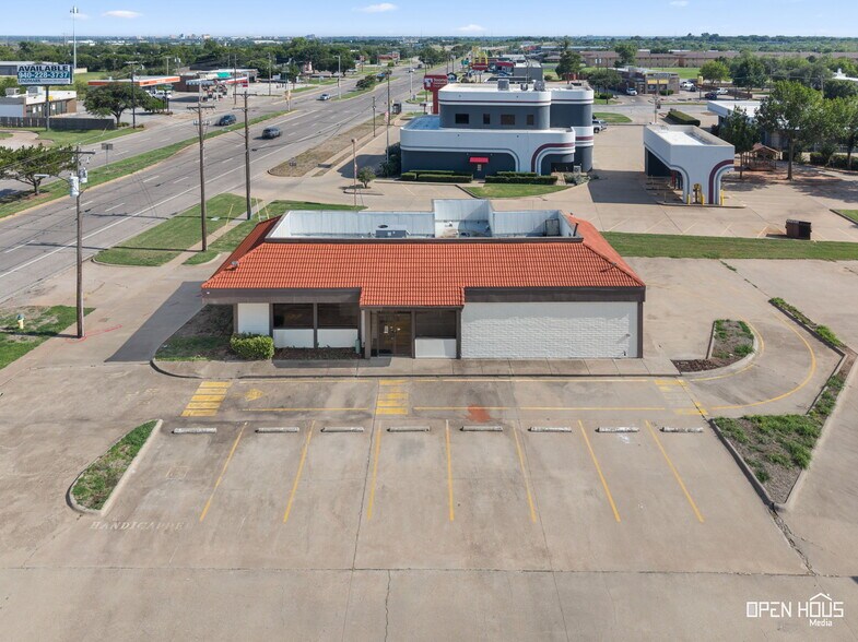 More Photos Of 3900 Sheppard Access Rd, Wichita Falls Freestanding For Sale