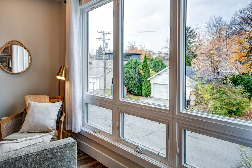 More Photos Of 208 Gillis St, Traverse City Specialty For Sale