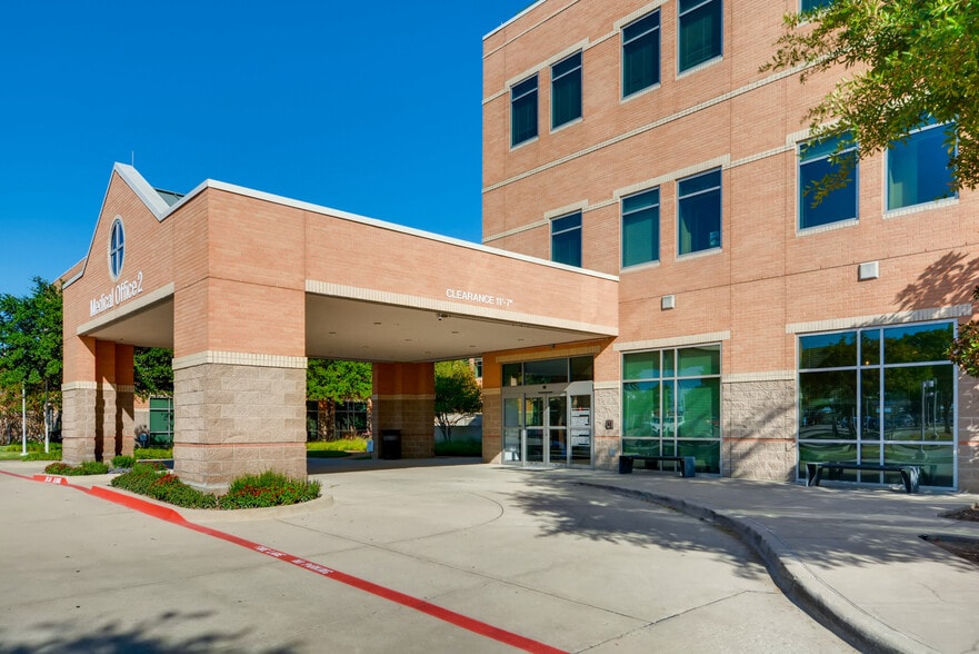 Primary Photo Of 1105 N Central Expy, Allen Medical For Lease
