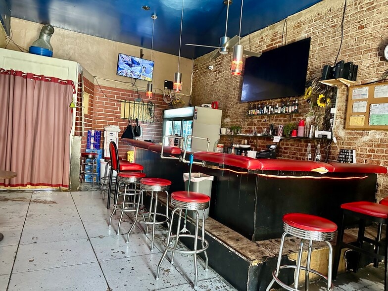 More Photos Of 16414 S Vermont Ave, Gardena Storefront Retail Residential For Sale