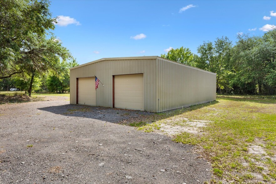 More Photos Of 7112 Marsh Bend Trl, Wildwood Warehouse For Lease