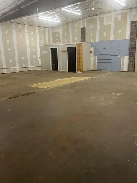 More Photos Of 520-522 Monroe Ave, Rochester Storefront Retail Residential For Sale