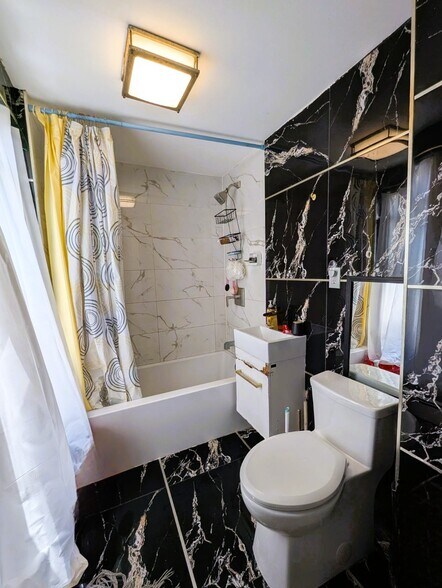 More Photos Of 173 Brunswick St, Jersey City Apartments For Sale