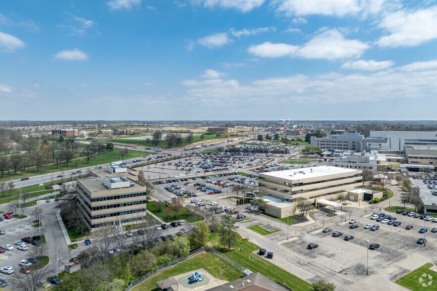 More Photos Of 5969 E Broad St, Columbus Medical For Lease