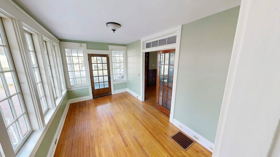More Photos Of 415 S Kentucky Ave, Lakeland Office For Lease