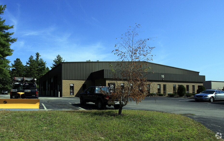 More Photos Of 15 Roberts Rd, Plymouth Service For Lease
