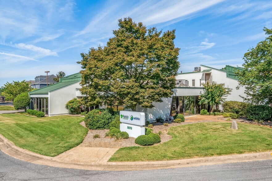 More Photos Of 5570 Murray Ave, Memphis Office For Sale