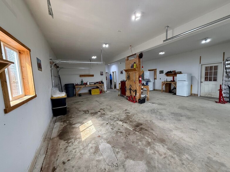 More Photos Of 51 Crane Rd, Winthrop General Retail For Sale