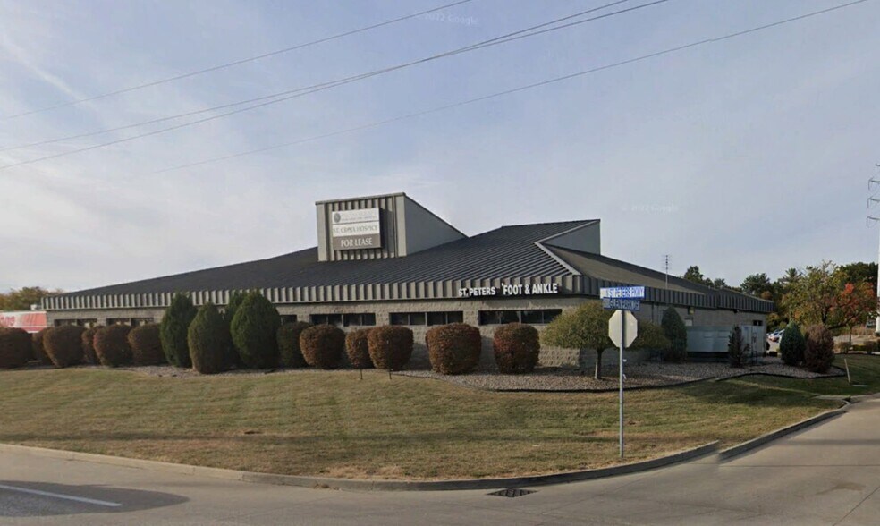 More Photos Of 3701 N St. Peters Pky, Saint Peters Office For Lease