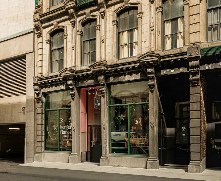 More Photos Of 417 Rue Berri, Montréal Theater Concert Hall For Lease
