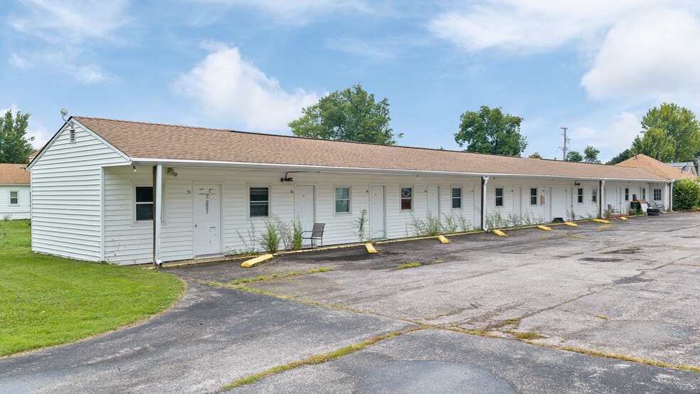 More Photos Of 5196 Lake Rd E, Geneva Hotel For Sale