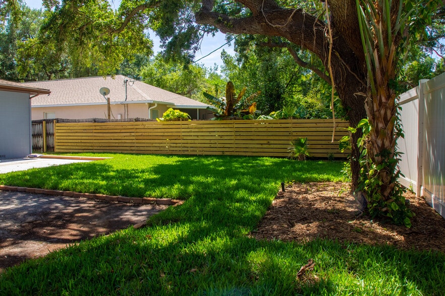 More Photos Of 3901 W Platt St, Tampa Assisted Living For Sale