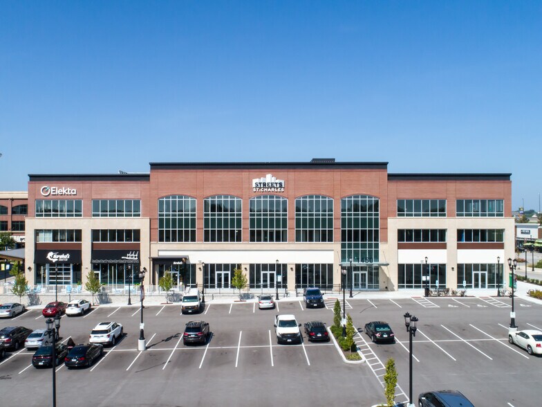 More Photos Of 1450 Beale St, Saint Charles Office For Lease