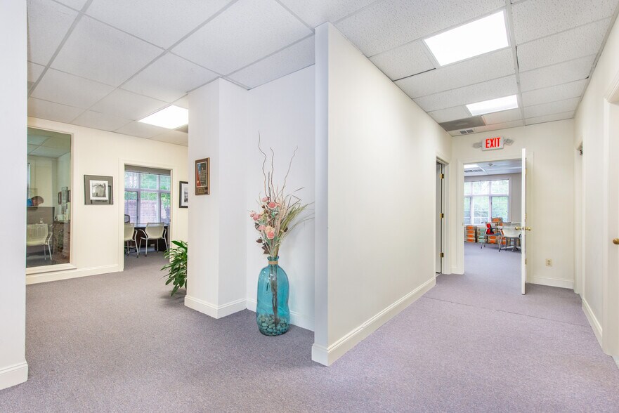 More Photos Of 372 Route 22 West, White House Station Office For Lease