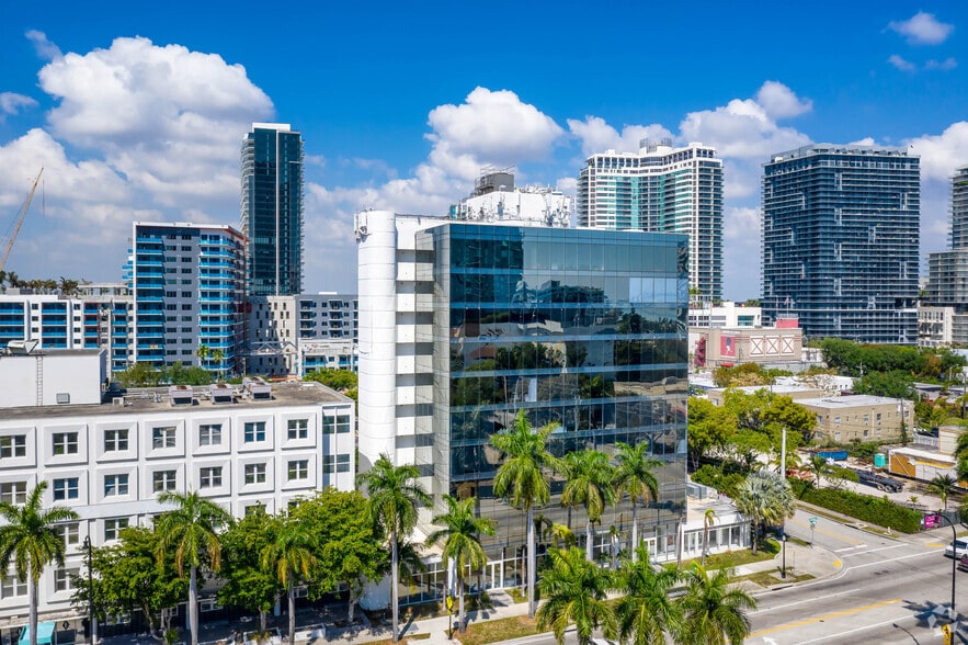 Primary Photo Of 3050 Biscayne Blvd, Miami Office For Lease