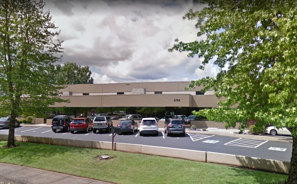 More Photos Of 2755 Pence Loop SE, Salem Medical For Sale