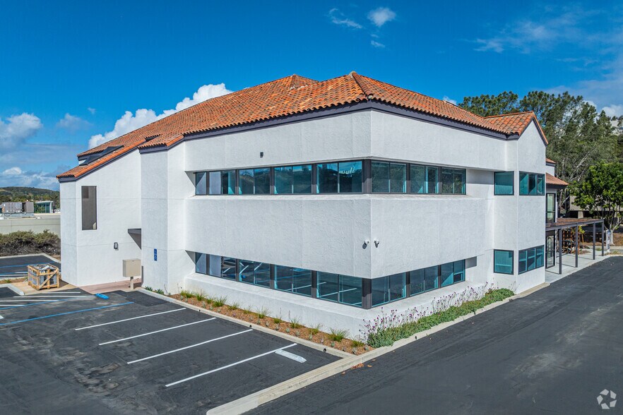 More Photos Of 5677 Oberlin Dr, San Diego Office For Sale