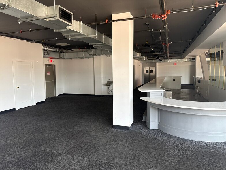 More Photos Of 15-21 3rd St, Dover Apartments For Lease