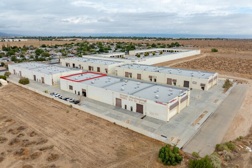 More Photos Of 39360 3rd St E, Palmdale Warehouse For Lease