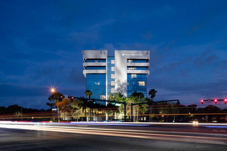 More Photos Of 3300 Pga Blvd, Palm Beach Gardens Office For Lease