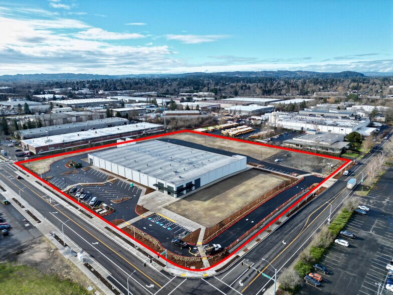More Photos Of 5051 SW Western Ave, Beaverton Warehouse For Sale