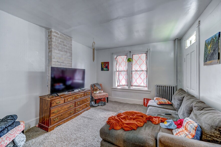 More Photos Of 339 Catherine St, Bloomsburg Multifamily For Sale