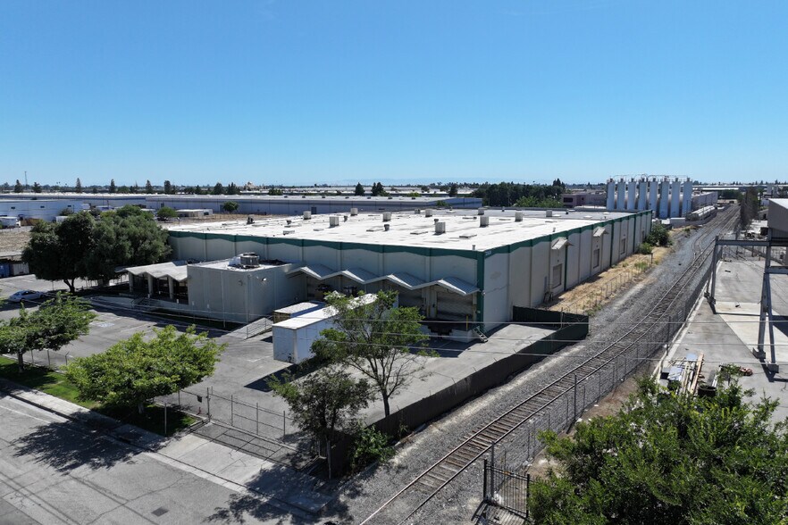 Primary Photo Of 2860 S East Ave, Fresno Warehouse For Sale