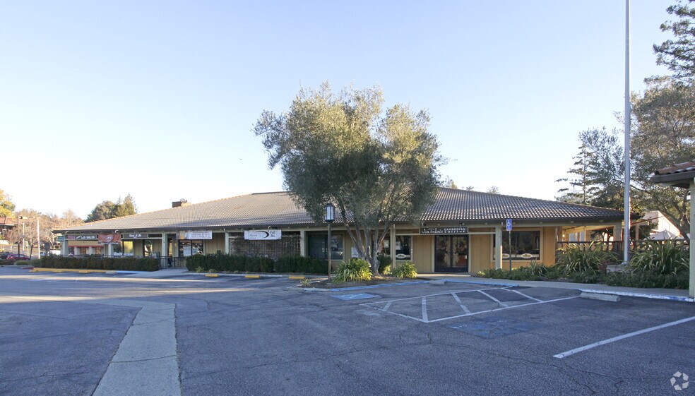 More Photos Of 14 Victor Sq, Scotts Valley Unknown For Lease
