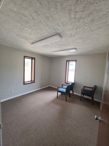 More Photos Of 53115 Faith Ave, Elkhart Manufacturing For Lease