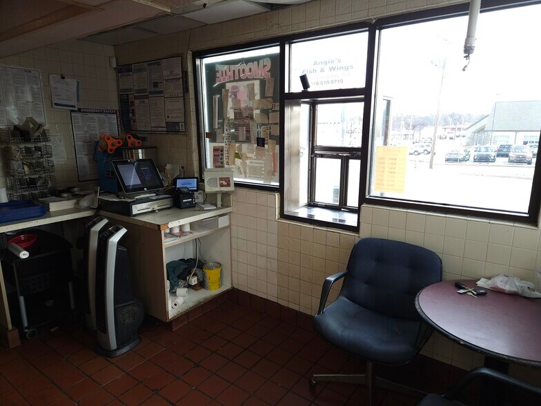 More Photos Of 3616 E 11th St, Tulsa Fast Food For Sale