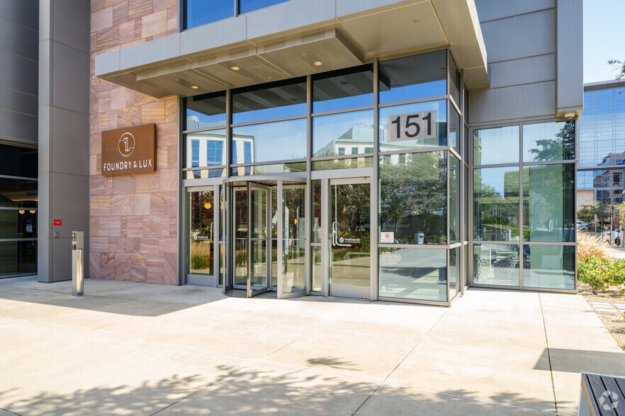 More Photos Of 151 Oyster Point Blvd, South San Francisco Research And Development For Lease