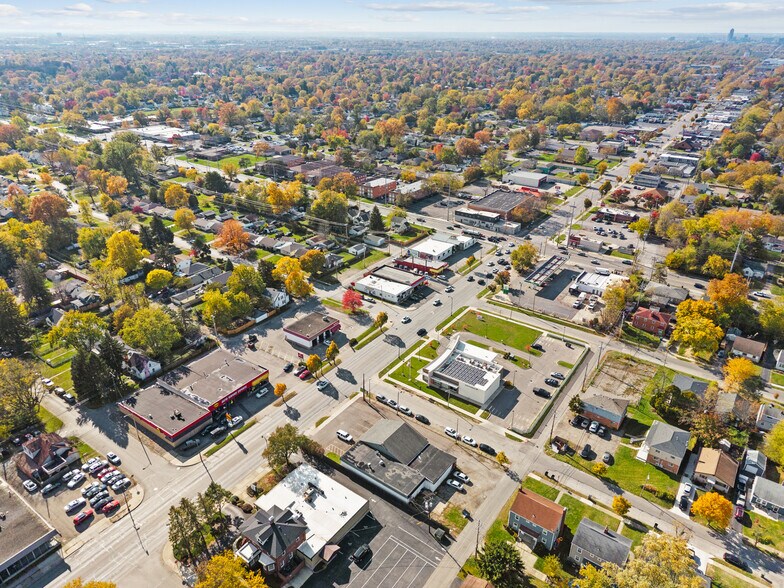 More Photos Of 3210 E Main St, Columbus Freestanding For Sale